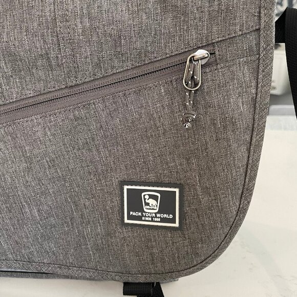 OIWAS Pack the World Waterproof Laptop Messenger Bag Grey + Black Sz OS NWOT - Picture 3 of 13